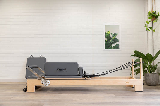 'LOPE Maple Wood Reformer' VS 'LOPE Pro Aluminum Reformer'